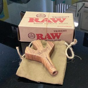 Raw Wooden Cigarette Holder Trident - Image 2