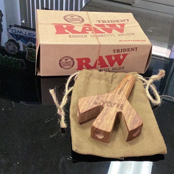 Raw Wooden Cigarette Holder Trident